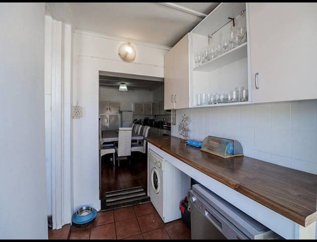 5 BEDROOM HOUSE FOR SALE IN PRIMROSE HILL